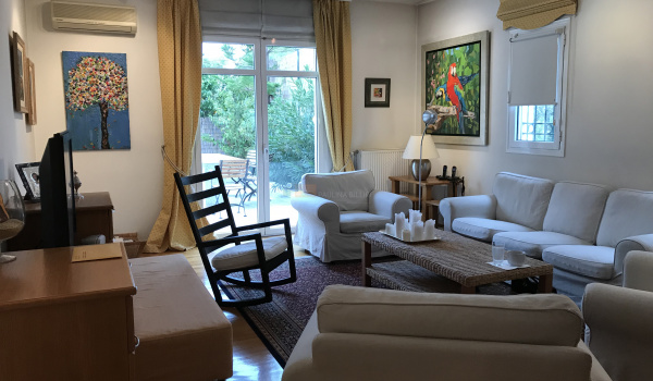 Καθημερινό καθιστικό - Daily sitting area
